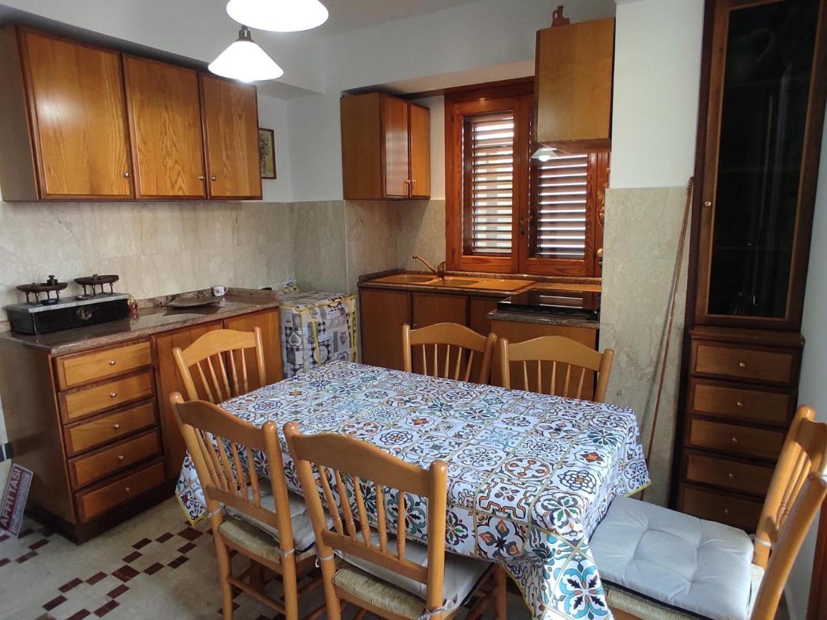 Casa Nupi Leilighet SantʼAlessio Siculo Eksteriør bilde